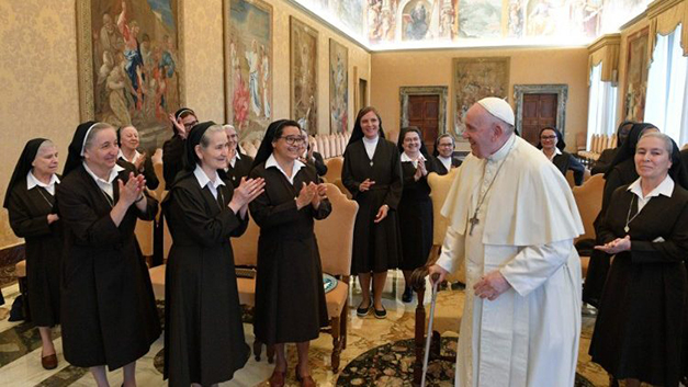 ĐTC mời gọi các nữ tu Capuchinô học cách lắng nghe tiếng Chúa qua sự thinh lặng